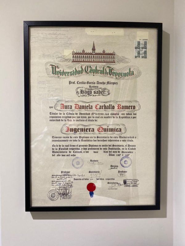 Venezuela Diploma Certificate Fake Template